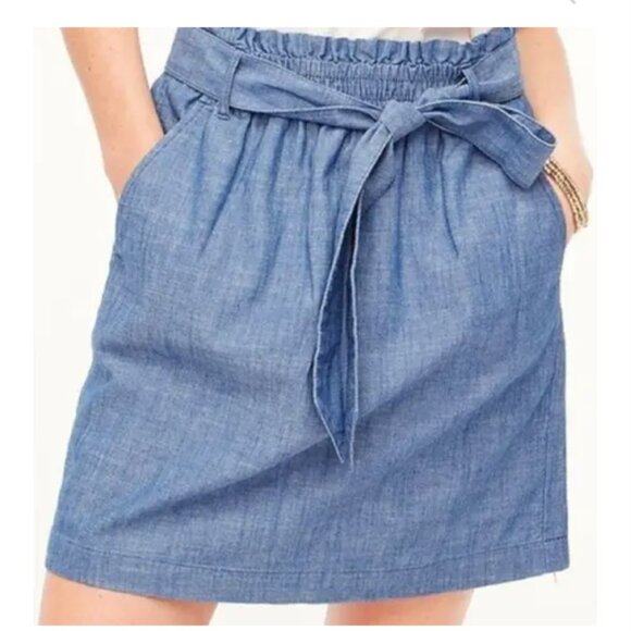 💙 J.Crew Factory Chambray Paper-Bag Mini Skirt - Mini 💙 - Picture 3 of 5